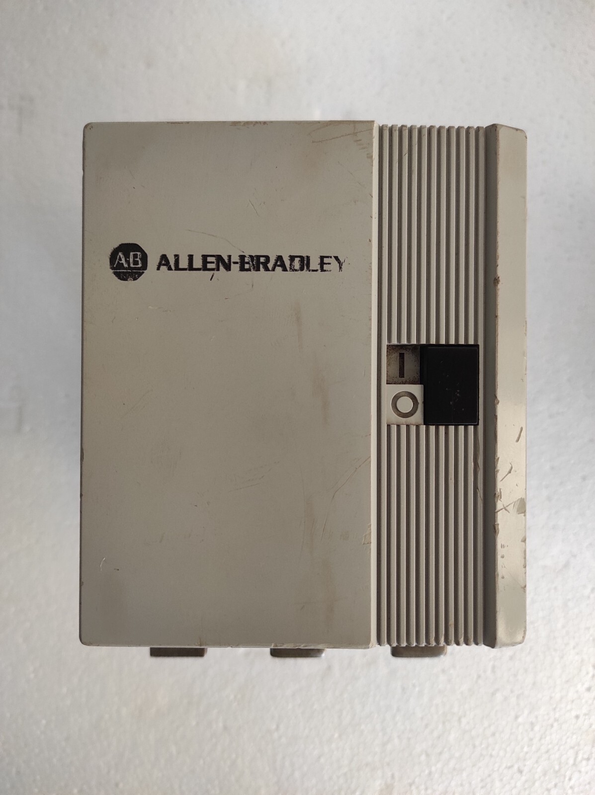 admin/uploads/uploads/AB Allen-Bradley 100-b180n_3 - 100-B180N_3 Ser B Magnetic Contactor_3.webp